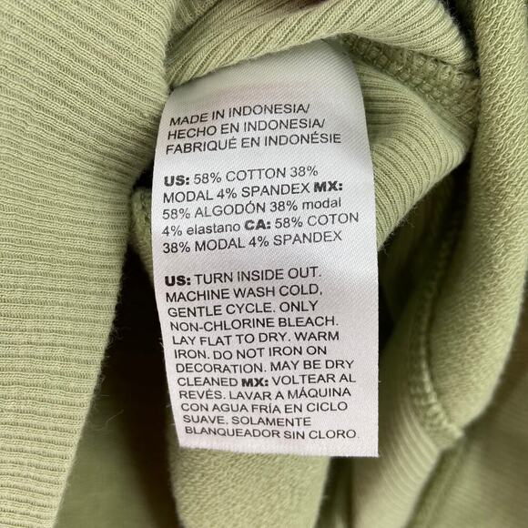 Chico's Zenergy Tunic Sweatshirt Size 12/14 Green Embellished Beaded Pullover - Picture 10 of 12